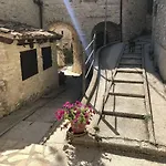 Le Dell'arco - Monte San Vito 度假居 施吉诺