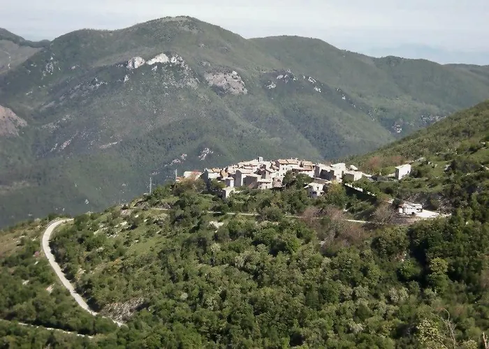 Le Dell'arco - Monte San Vito Feriehus *