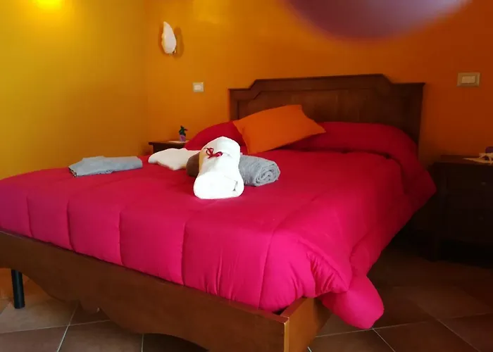 Le Dell'arco - Monte San Vito Сasa de vacaciones Scheggino