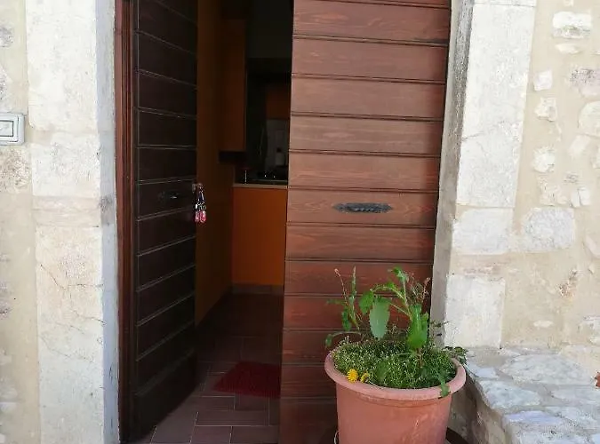 Le Dell'arco - Monte San Vito Feriehus *